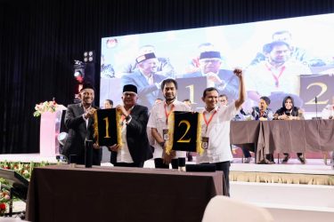 calon gubernur aceh mengambil nomor urut