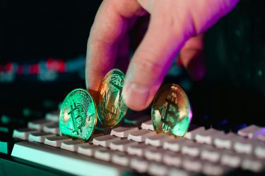 Ilustrasi Prediksi Siklus Kripto 2025