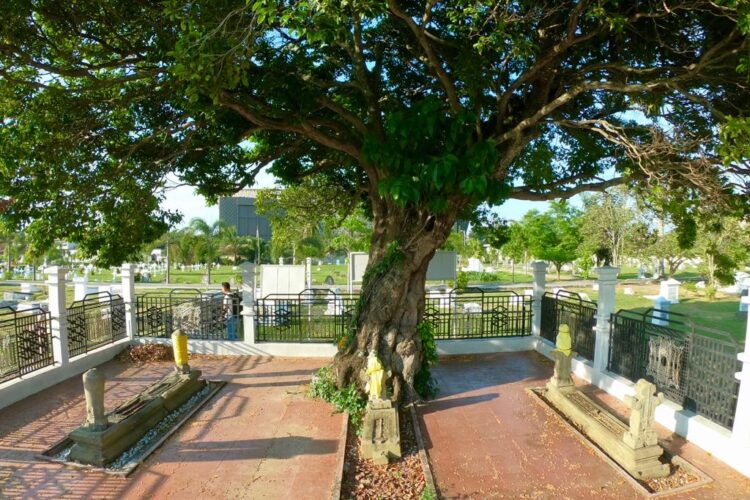 Makam Meurah Peupok